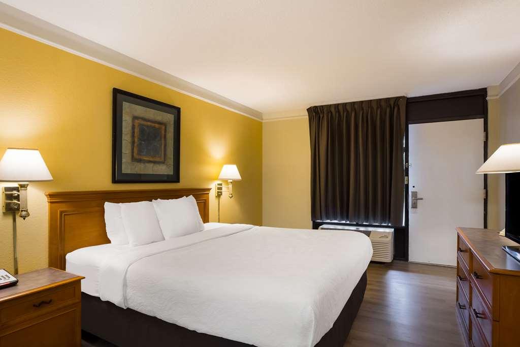 Econo Lodge 乔治敦 客房 照片