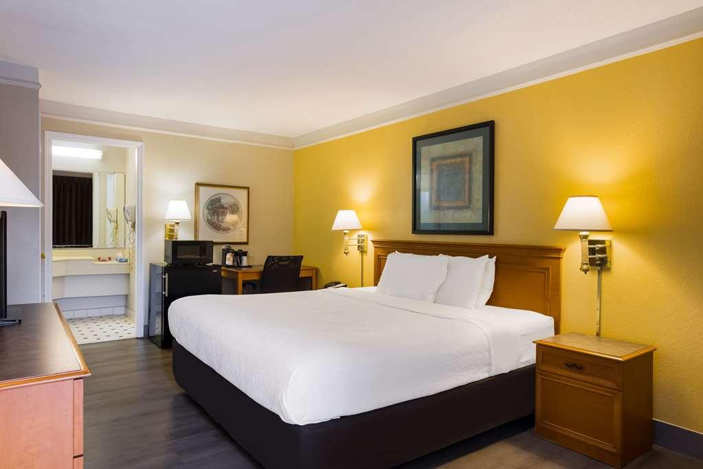 Econo Lodge 乔治敦 客房 照片